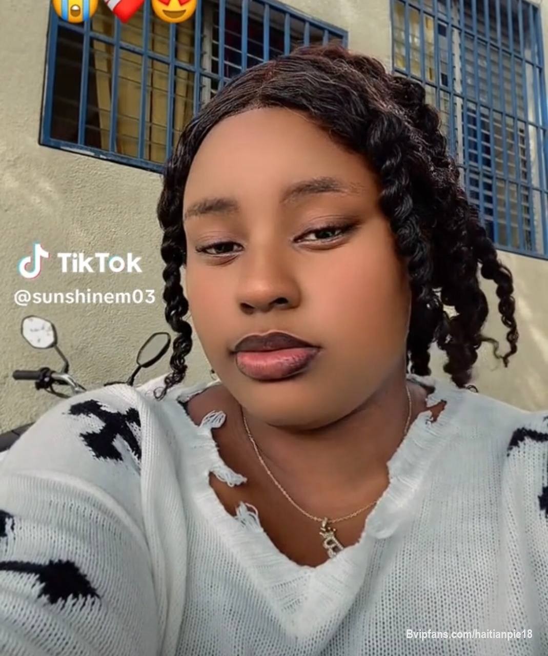 BOUZEN BELLA JOSEPH